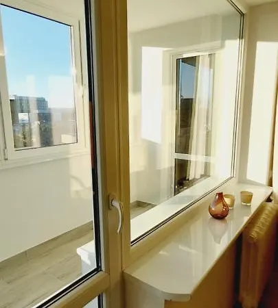 Central View Apartment